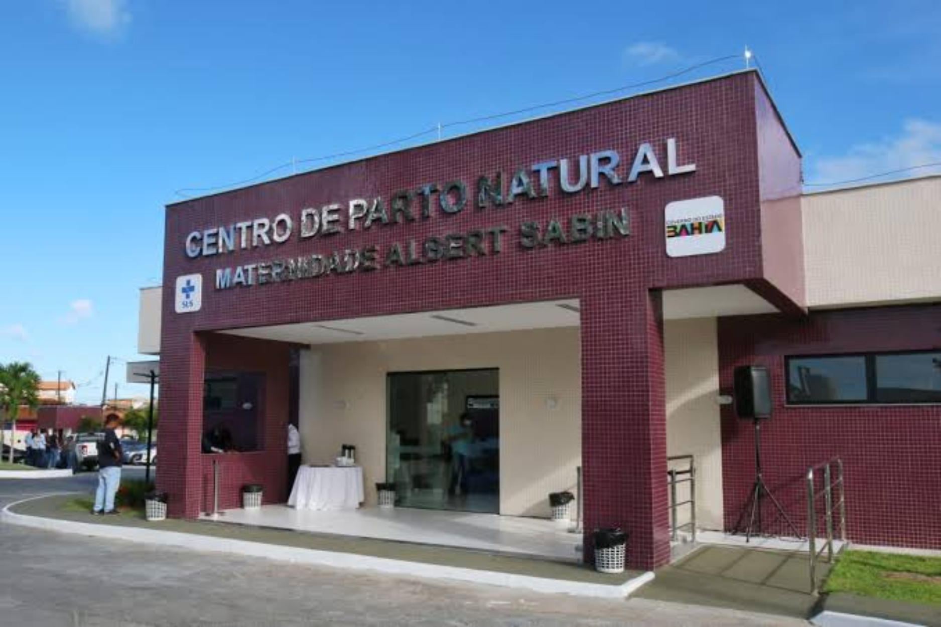 CAJAZEIRAS — Bebê recém-nascido teria tido braço fraturado durante parto na Maternidade Albert Sabin